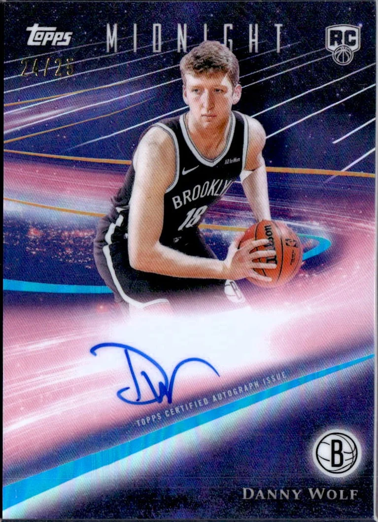 Danny Wolf RC 2025-26 Topps Midnight Moonrise Horizon Rookie Auto SP 24/25